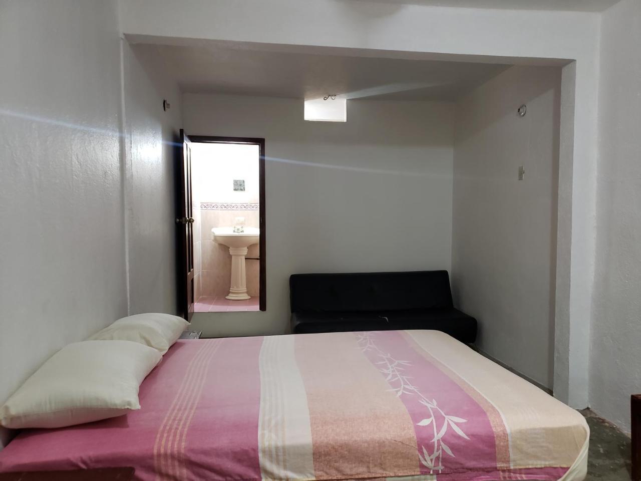 מלון סלינה קרוז Casa De Huespedes Juanita מראה חיצוני תמונה